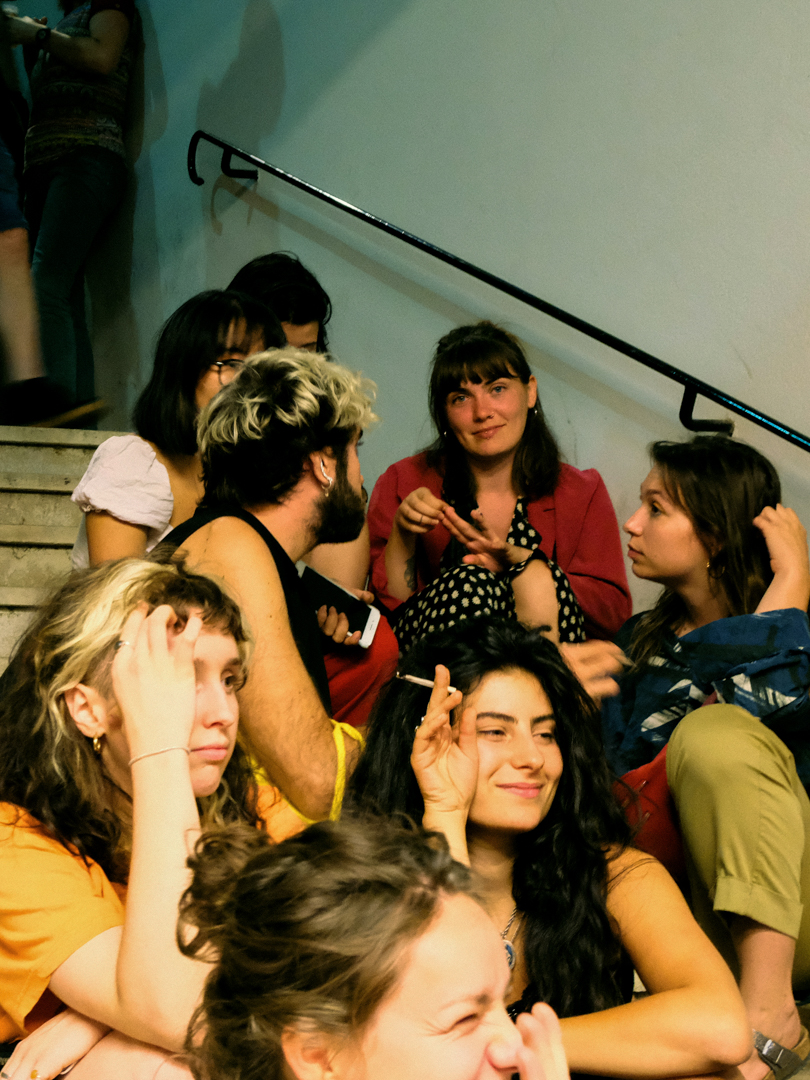 Summertime
#Arles (FR) 2021
#streetphotography #streetphoto #streetphotographer #urbanphotography #fujifilm_xseries #Urban_Addicts <a href="/StreetEvolution/">Street Evolution</a> <a href="/TheUrbanPG/">Urban Playground</a> <a href="/urbangorillas/">ᑌꋪʙᗩɴ 𝔾𝗢𝗥𝗜꒒꒒𝗔ᔕ👑</a> <a href="/street_classics/">Street Classics</a> <a href="/PeraPhoto/">Pera Photo Gallery®</a> <a href="/EnArteGaleria/">ENcontrArte Gallery 📸📽📚</a> <a href="/StreetPhotoInt/">Street Photo Int.</a> <a href="/fujifilmfrance/">FUJIFILM France</a> <a href="/Fisheyelemag/">Fisheye Magazine</a> <a href="/nfturban/">nfturban | Simona</a>