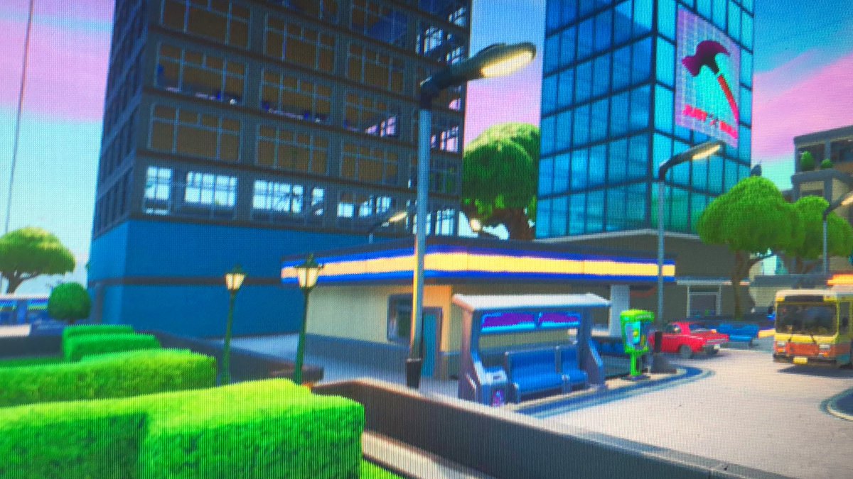 DJsensati0n's tweet photo. Fortnite 18.20 RUST CITY POI update day amazing so far #fortnite #rustcity https://t.co/y7WMrb16ue