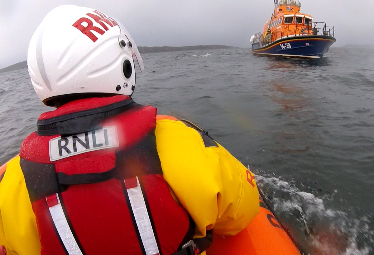 CALLOUT: On Monday 11 October 2021, Troon RNLI and @LargsRNLI assist yacht aground at Hunterston
 
rnli.org/news-and-media…