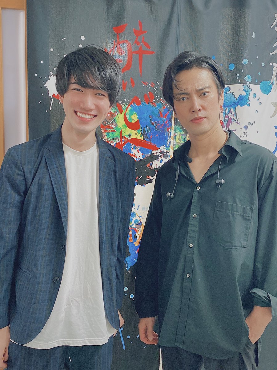 oybsk0910's tweet photo. ずっと先輩方の背中を見てきた。

優しさがあって、余裕があって、覚悟があって。

男として本当にかっこよかった。

俳優としての成長は勿論だけど、
一人の男としてしっかり生き抜く事がどれだけ大切かを実感した。

この現場で貰った刺激は凄まじい。

一緒にお仕事出来たことは一生の財産です✨ https://t.co/hp7oMDkftm