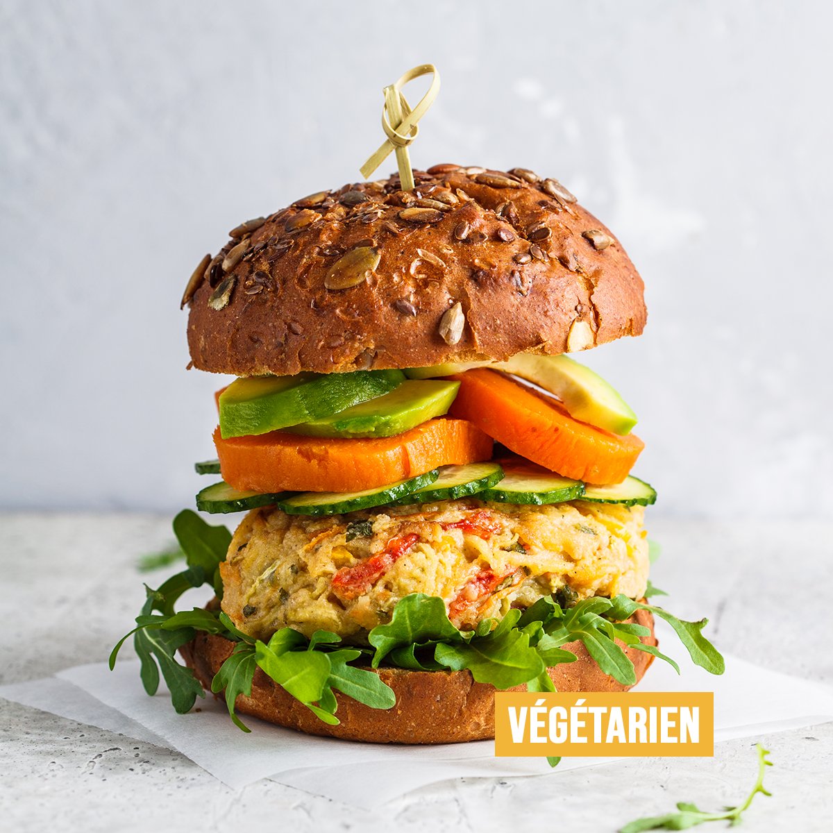 Ce soir c'est burgers maison ! 🍔👆
Pour la journée mondiale du #hamburger, réalisez vos propres pains à burgers grâce à notre sélection de machines à pain. 👉 bit.ly/MachinesPain
Et vous, êtes-vous plutôt burger classique ou végétarien ? 😉