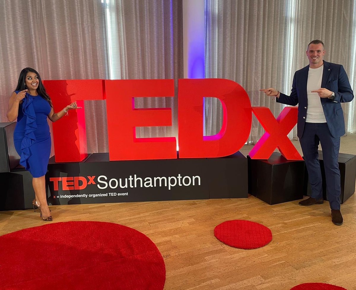 aryanapresenter's tweet photo. TEDx SOUTHAMPTON ♥️
It’s finally the day! After 21 months of hard work and dedication from the incredible organisers &amp; speakers. We are finally here for an epic event, sure to put #southampton on the map! 
I am so honoured to be hosting this iconic event with @michaelkurn 🎤 https://t.co/O4oVcqjm6i