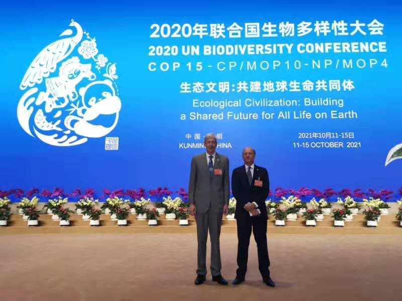 With colleague Wouter Verhey at the hybrid opening of #COP15 UN conference in #Kunming. In their virtual adresses, leaders urge for concrete action to preserve nature, environment and #biodiversity ⁦<a href="/DutchMFA/">Dutch Ministry of Foreign Affairs 🇳🇱</a>⁩ ⁦<a href="/minlnv/">Minlvvn</a>⁩ ⁦<a href="/NLinChina/">Embassy of the Netherlands in Beijing</a>⁩