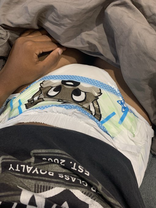 Xbox, Mac And Cheese, and a diapee, best way to be living rn🙏🏾🙏🏾🥺🥺🥺 https://t.co/K4v3h7FB5c<a href="/tag/newprofilepic"class="tags"><span>#newprofilepic</span></a>