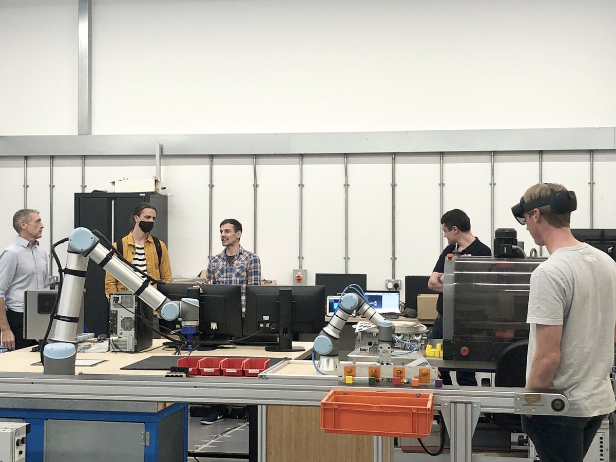 MADECymru's tweet photo. We enjoyed welcoming @WeAreBotHive to our @UWTSD #SA1 campus
Discussing (and playing with) all things tech
#collaboration #VR #AR #simulation
#EUfundscymru #techheaven #industry40 #welshmanufacturing #GettingResults @wefowales https://t.co/usG9GqEgoo