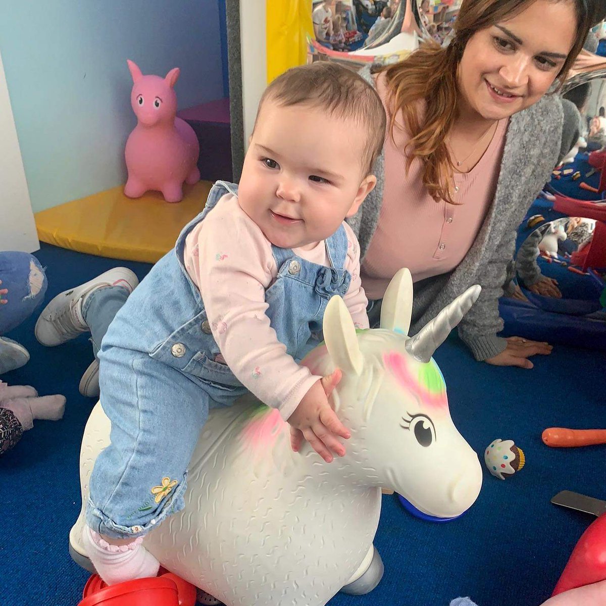 Wednesdays our playbus for 0 to 5 year olds will be stopping at Saffron Walden, Newport &amp; Stansted. Buffy Bus offers toys, play activities, sensory areas and much more! Book your place at buff.ly/3doiEhT

#Essex #BuffyPlaybus #Uttlesford