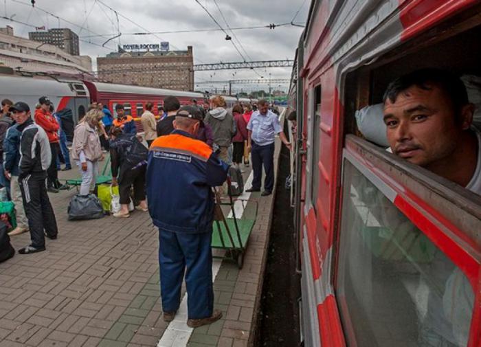 мигранты таджикистана.