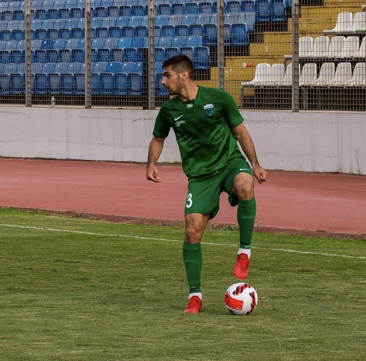 donymanagement's tweet photo. 👀 𝐅𝐎𝐂𝐔𝐒 👀
Vichos #3🇬🇷
🔵🟢
#levadiakosfc
#GreekCup
#marios_vichos
#left_back
#next_big_thing
#donymanagement https://t.co/kLj9AuT23L