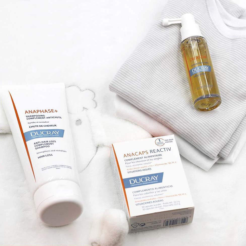 Satisfarma's tweet photo. 🍂 ¿La caída de cabello es normal?

Es una de las preguntas más repetidas durante el otoño. Hay muchos factores influyentes, lo principal es visitar un especialista, pero si sabes que puede ser habitual en ti, también puedes tomar medidas preventivas.

https://t.co/2kReSW8UqI https://t.co/h258CzZQyB