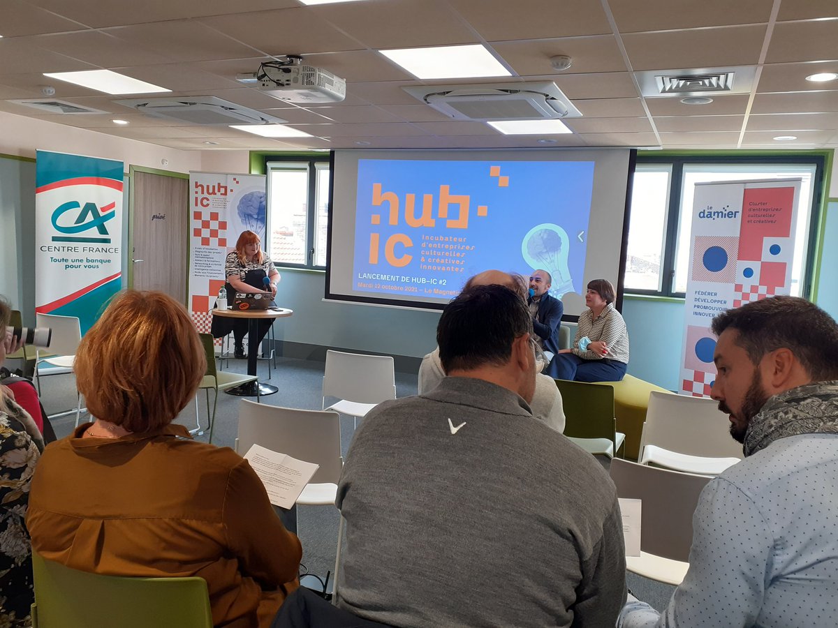 CRESS_AURA's tweet photo. [Vie des adhérents] 
Présentation de la nouvelle promotion de l'incubateur d'entreprises culturelles &amp; créatives innovantes #HUBIC par @ledamier63
Bravo à elles et eux ! https://t.co/aeBLmydgb3