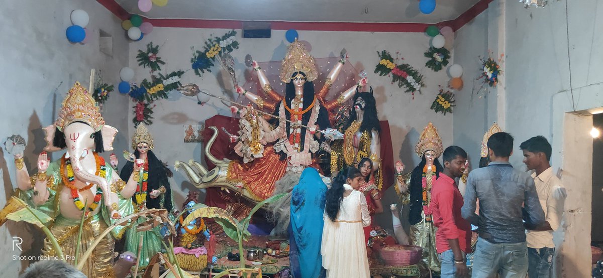 Chandan52295303's tweet photo. जय माता दी 🙏🙏🙏🙏 https://t.co/w2RULCOwUx