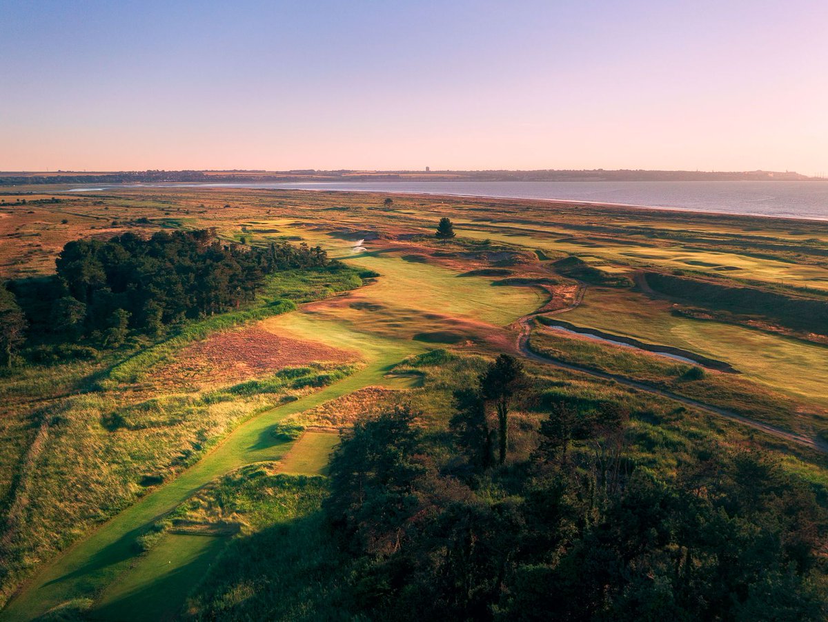 GolfInKent's tweet image. Summer may well be over, but Winter golf on Kent's coast is unbeatable! 😍 

📸 @Princesgolfclub
