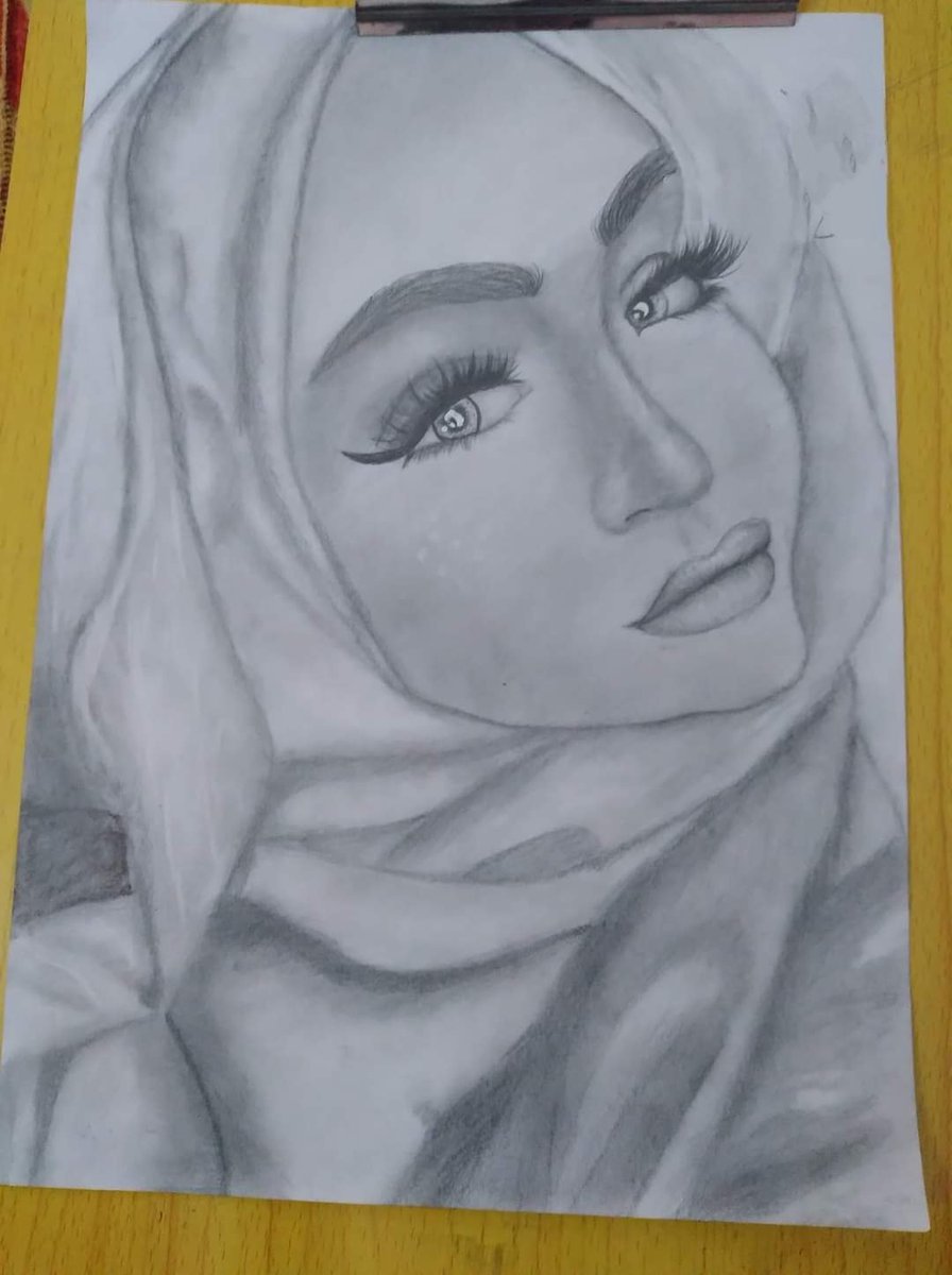 AhmedSharaf34's tweet photo. ياريت كل الاصدقاء الحلوين يقولو رايكم في الرسم دا 🖌️🖌️🖌️ https://t.co/NH4IzrDKex