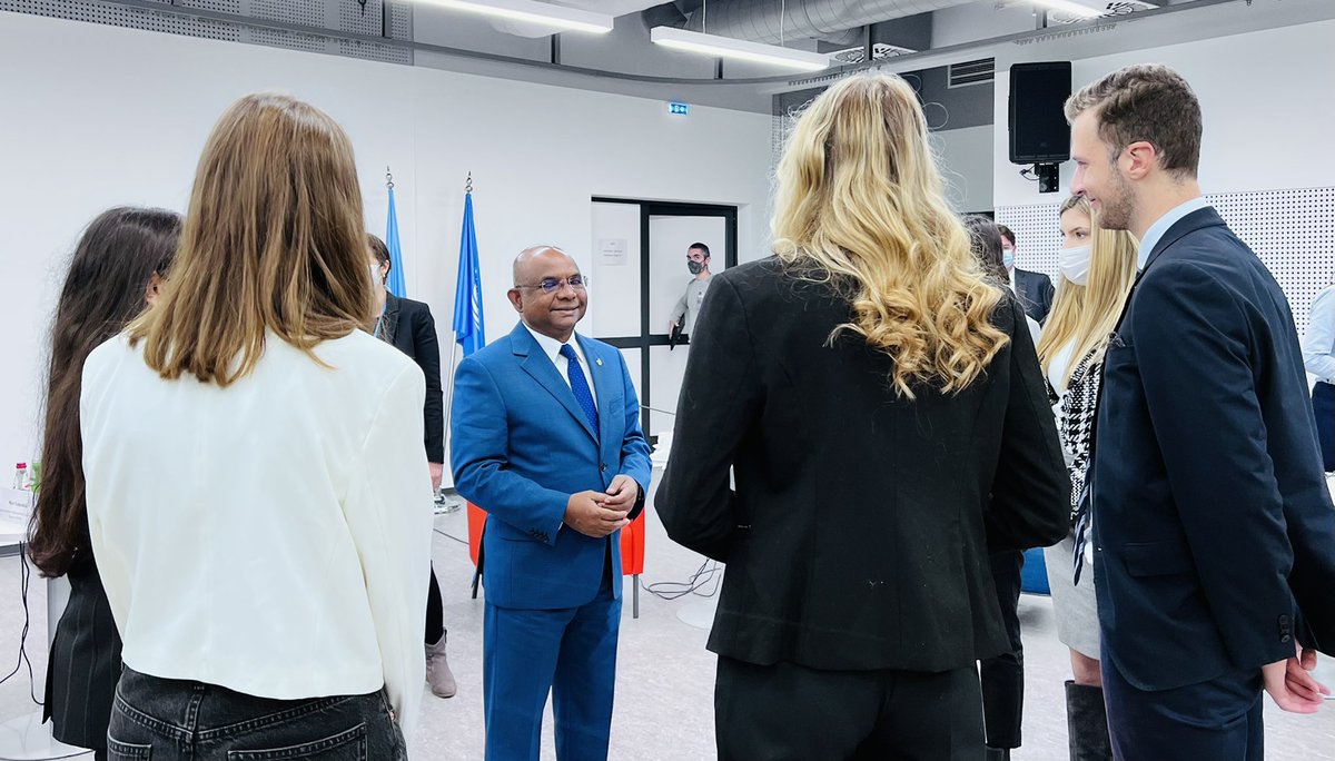UN_PGA's tweet photo. I could spend an entire day talking to Dunja, Olivera, Elena, Zvezdana, Stanislav &amp; Jovana. They have a lot to teach about #climateaction &amp; #youth engagement.

As president of the #UNGA76, I am here to listen to them, to learn from them, &amp; to amplify their voices.

#PGAinSerbia https://t.co/EE6DXsZuuQ