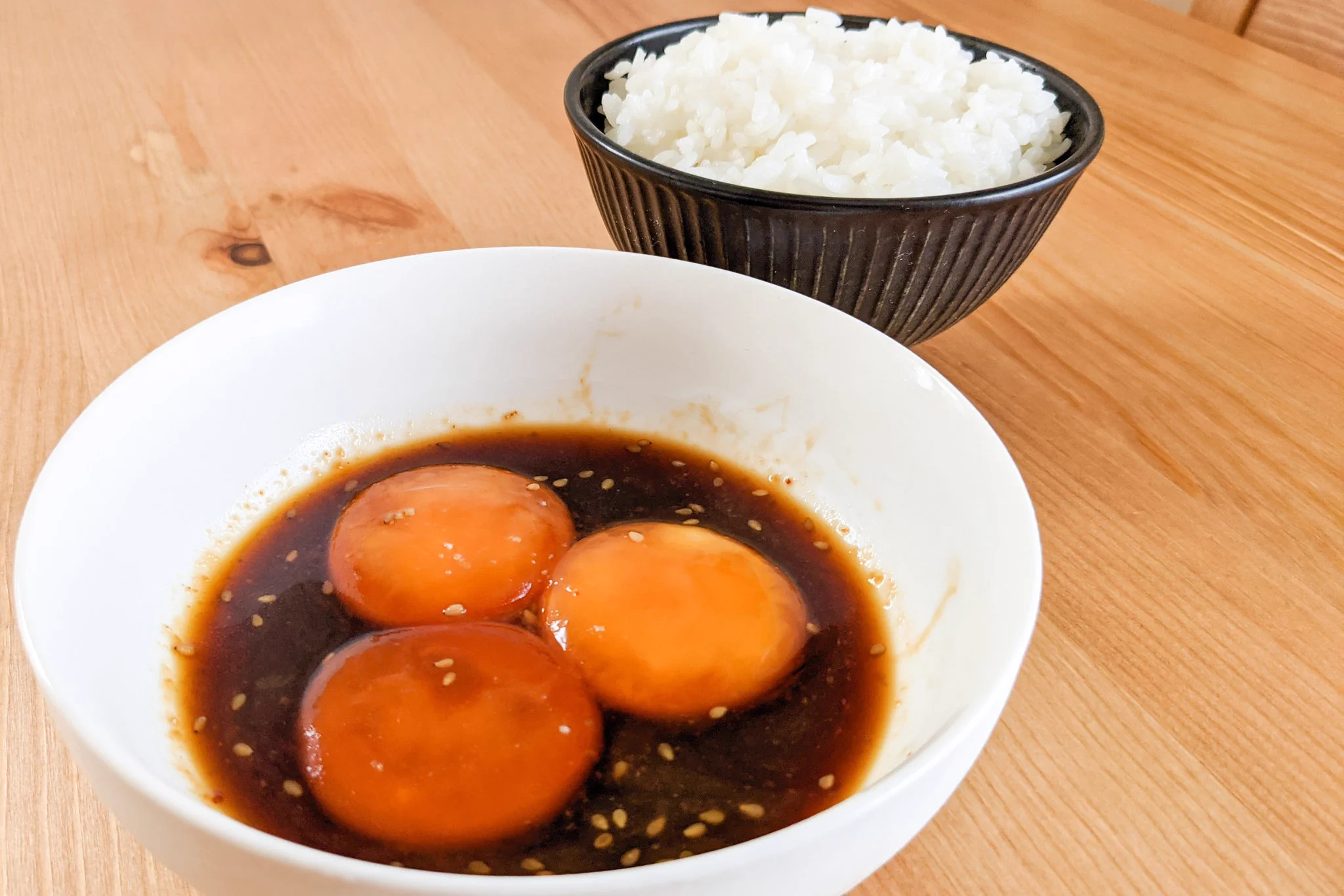 ご飯があっという間になくなっちゃう？！卵黄を特製ダレに漬けるだけの簡単レシピ！