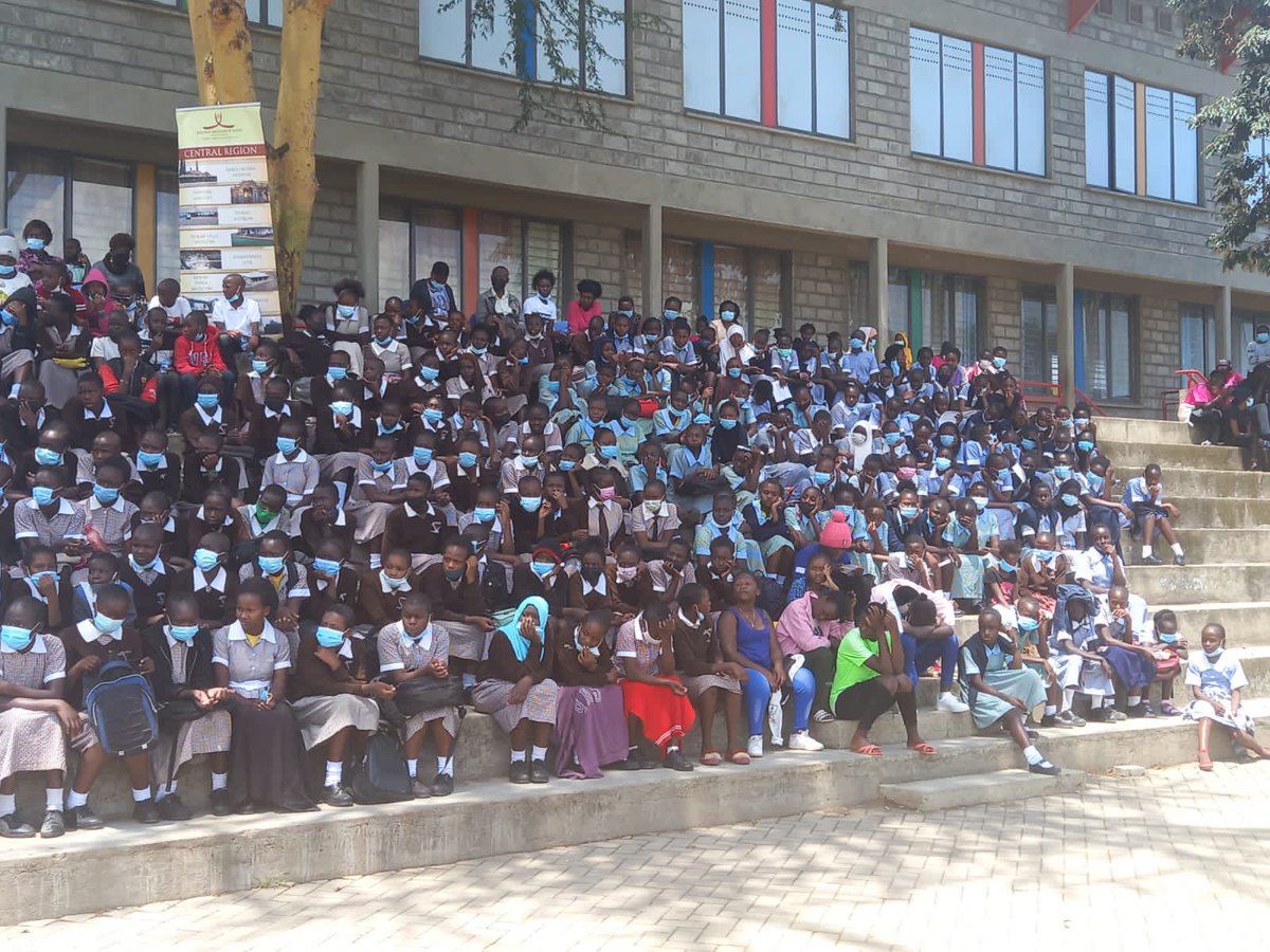 HOPEINLIFE18's tweet photo. International Day of Girl Child.We served 600+girls .Lots of education,fun,refreshments and dignity packs for all girls.Thanks  for who supported the event.Glory be to GOD https://t.co/4KeDFdrAsm