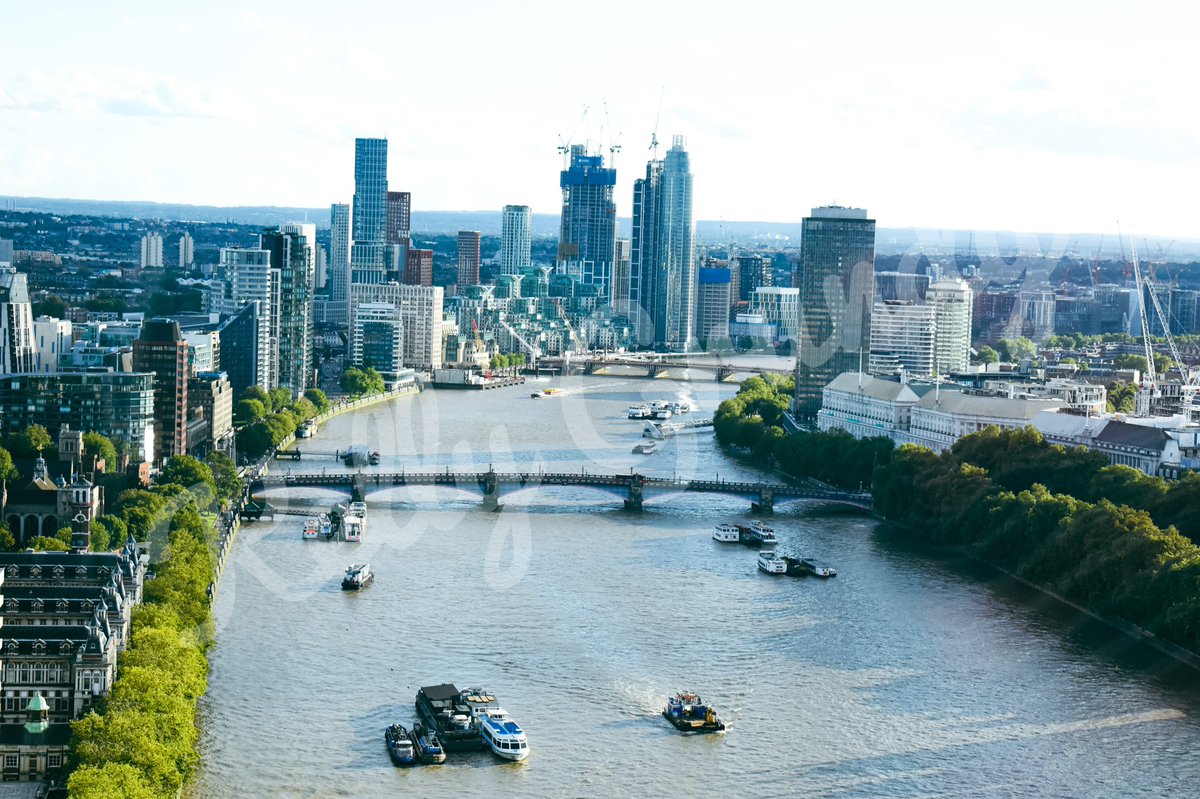PicturesfromKel's tweet photo. A beautiful view of the River Thames. #London #riverthames #city #capital #beautiful #citylife #skyline #buildings #boats #bridges #Nikon #nikonphotography #photography #photooftheday #photographer #PhotographyIsArt #photographyislife https://t.co/CvWmZ5FQYo