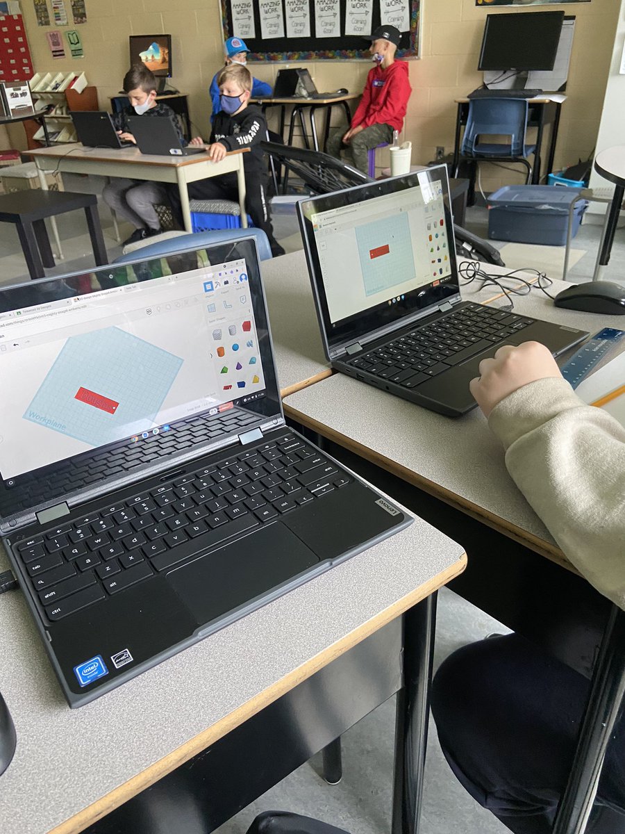 HDDawe's tweet image. Finished off our Friday with some 3D printing. We talked about measurements, combining 3D shapes, exporting and importing files and finally sending a proper email! @BrooksideInt #3dprinting #designandcreate