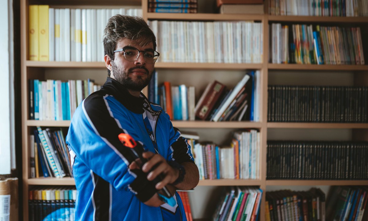 KingsdragonEs's tweet photo. Bienvenido @brais_k!
Hoy presentamos a nuestro nuevo jugador de #SmashBrosUltimate y también la persona responsable de la actividad de Ocio Digital Educativo que llevamos a cabo en el @cx_donbosco 

Dadle corazones estilo #DragonPower! https://t.co/Tl1MReLzKw