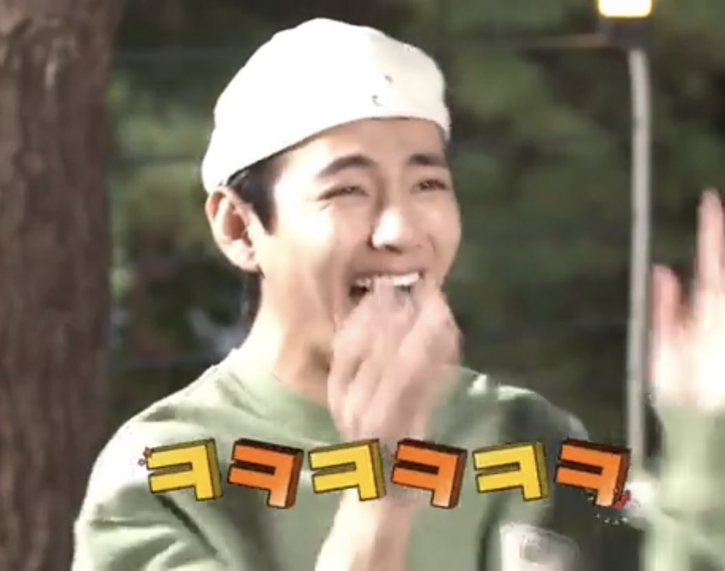 not how everyone is laughing at jimin's aegyo and then there's jungkook, image size:1050x828