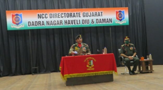 NCC_Dte_Gujarat's tweet photo. Maj Gen Arvind Kapoor, ADG NCC Dte #Gujarat Dadra Nagar Haveli, Daman &amp; Diu visited NCC Gp HQ Ahmedabad. The Gen Offr interacted with Offrs and PI Staff and appreciated their efforts in trg the NCC cdts
@DefencePRO_Guj
@HQ_DG_NCC https://t.co/6WK7wGCInE