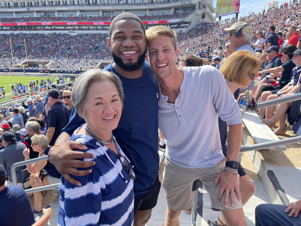 Becky Wing tweet media