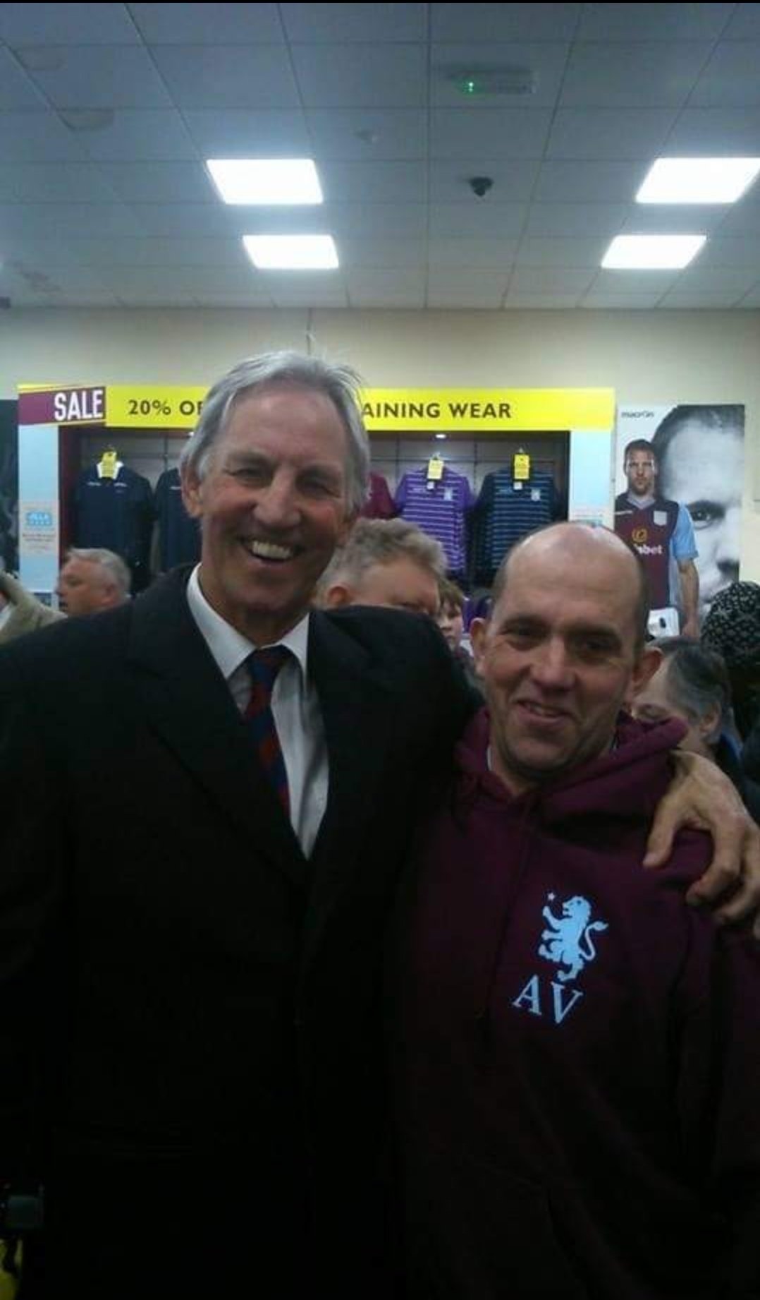 Happy birthday to Chris Nicholl  and Allan Evans    utv 