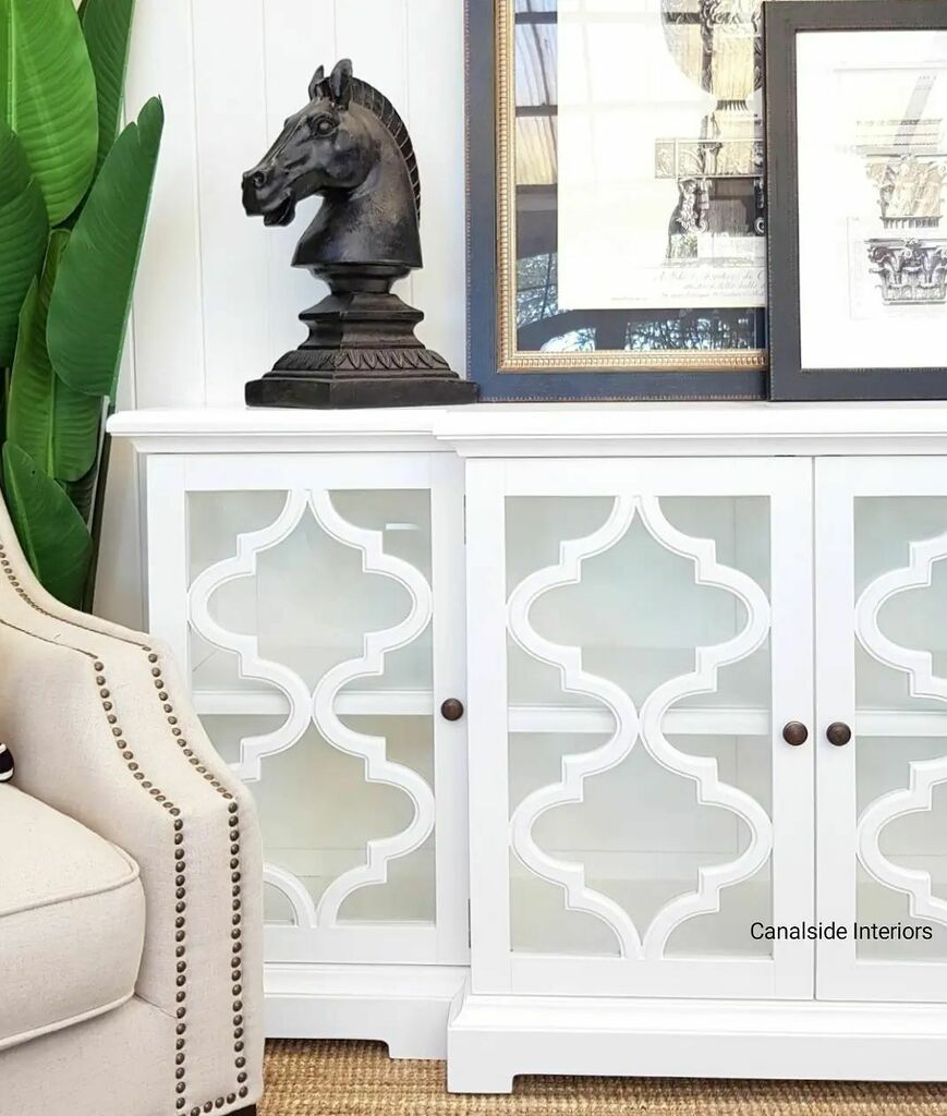 CanalsideInt's tweet photo. • TRELLIS •

Our BEAUTIFUL Trellis Glass Sideboard is back in stock! 

The glass doors are so great for making your space look airy and light, whilst the trellis overlay adds sophisticated interest and pattern to your home.

It's IN STOCK NOW and EXC… https://t.co/9f9EWx9i0b https://t.co/rL6FNhNJ9y