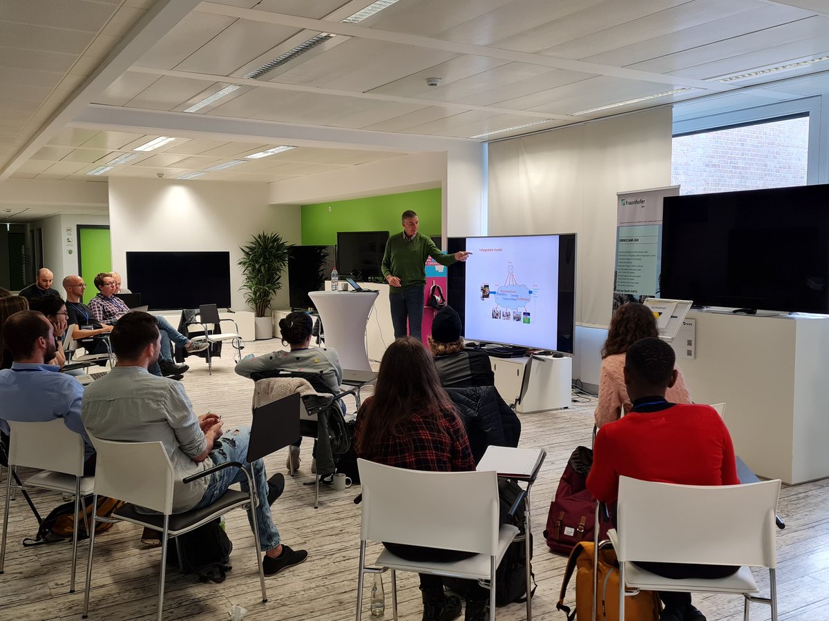 A new day packed with tutorials: AI for policy, neural networks, ethics, robot learning, argumentation, narrative frameworks 
In the photo <a href="/frankdignum/">Frank Dignum</a> discussing human behaviour models in social simulation for policy 
#acai2021 #AI #responsibleAI #MachineLearning #Robotics