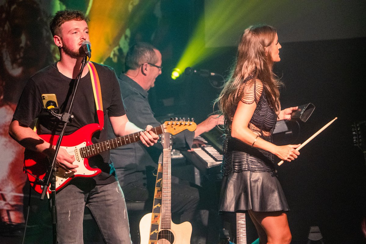 Ultimate Classic Rock show tweet media