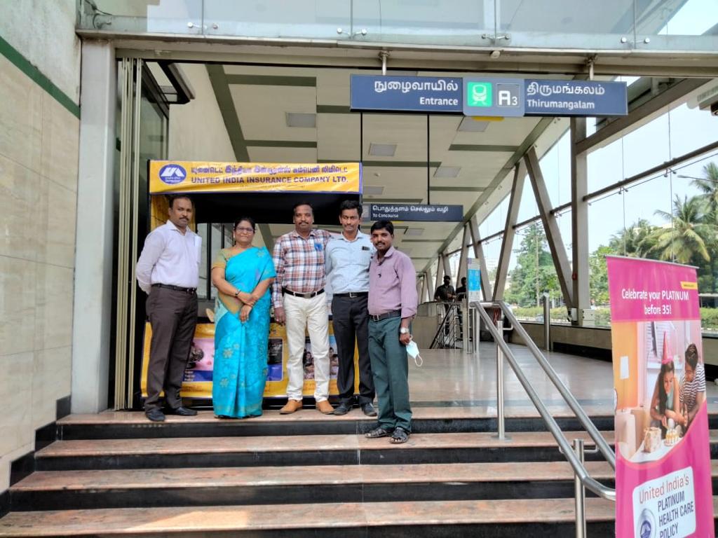 UnitedIndiaInsu's tweet photo. Insurance Awareness campaign at Thirumangalam Metro station, Chennai
#AzadiKaAmritMahotsav 
@cmrlofficial @FinMinIndia @DFS_India https://t.co/ulpEB16UxR