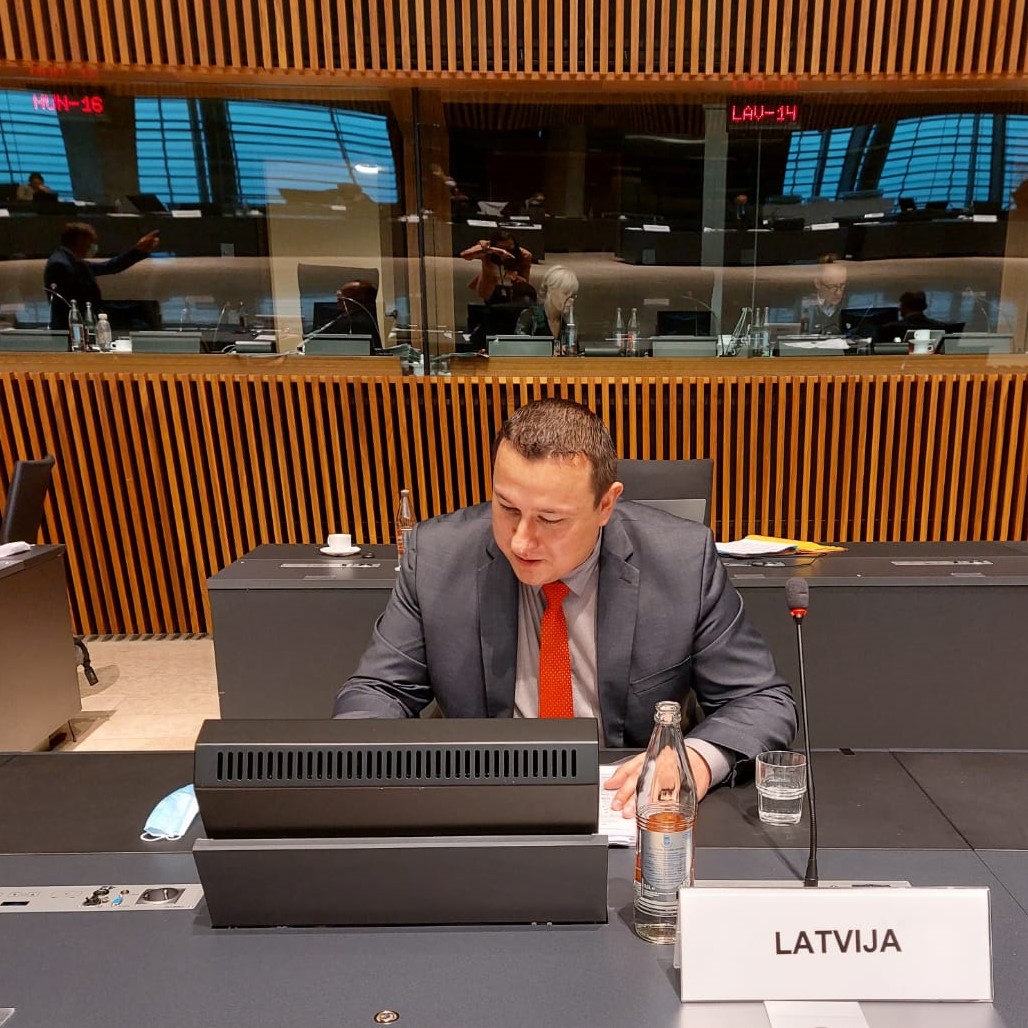 Zemkopibas_min's tweet photo. 🐟⚓️ Latvija vairākām zivju sugām Baltijas jūrā panāk labākas zvejas iespējas 2022. gadam: 👉 https://t.co/UEPgfqsR1C https://t.co/uq4lzPy42J