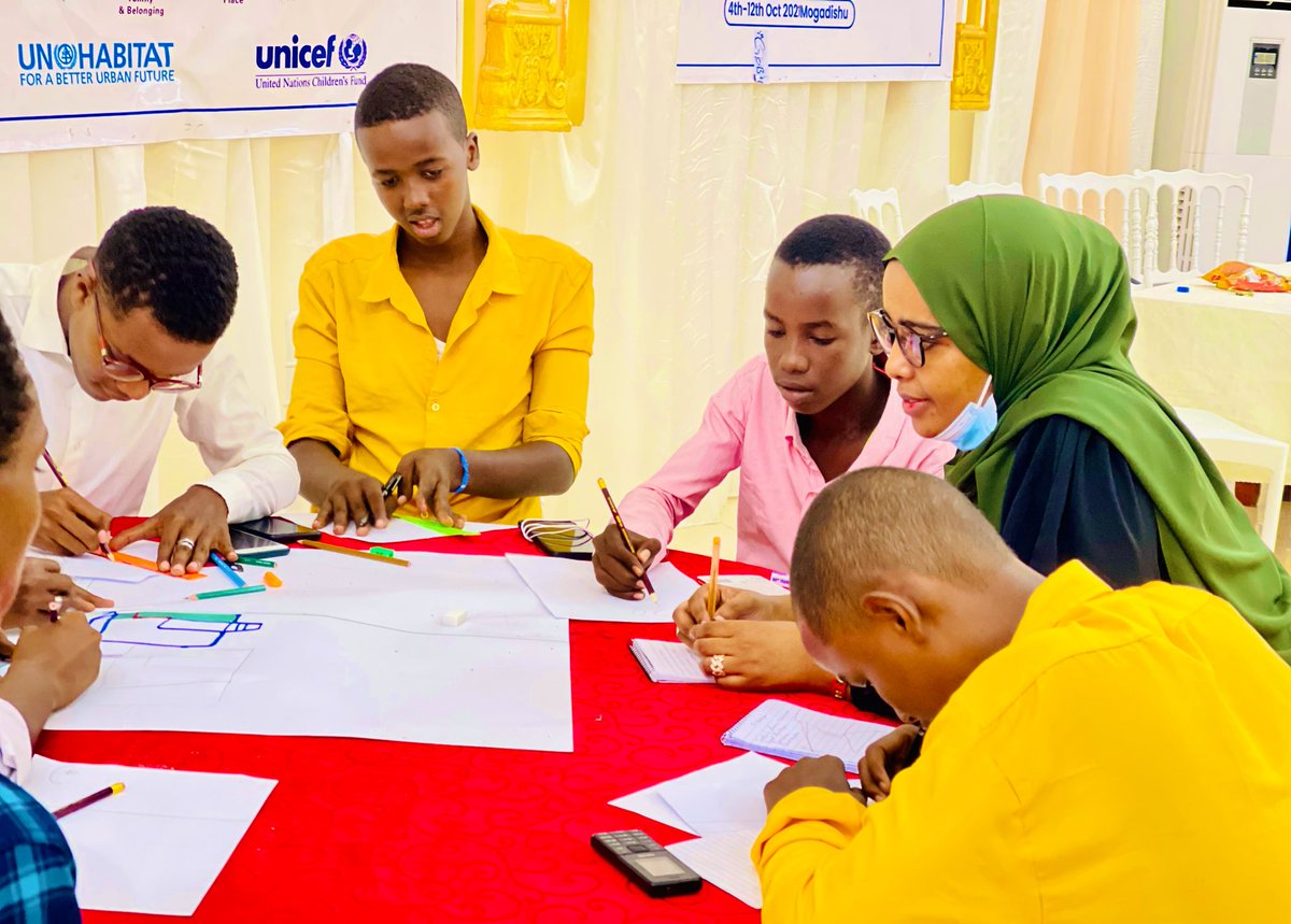 kifaaxmatan's tweet photo. #Mogadishu Visioning- children consultation workshops enters into it is last day.

The children, particularly those with special needs proposed brilliant ideas in envisioning a child friendly #Mogadishu city.

#MogadishuVisioning. #ChildrenConsultations. #Somalia https://t.co/LqrN5URTlq