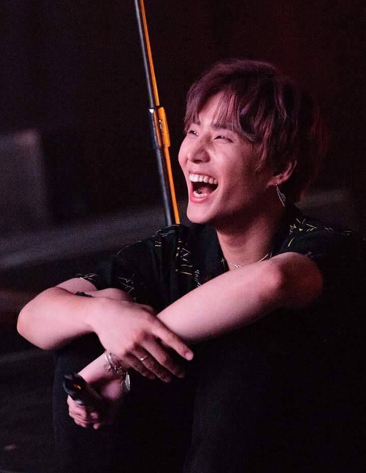 brianlooks's tweet photo. so you won't get any scars, i’ll hold you.
even when i’m hurt, i’ll guard you.
no need to worry, i’m here for you.
look at my smile, it's my all for you. https://t.co/Nlu6Mr58Pn