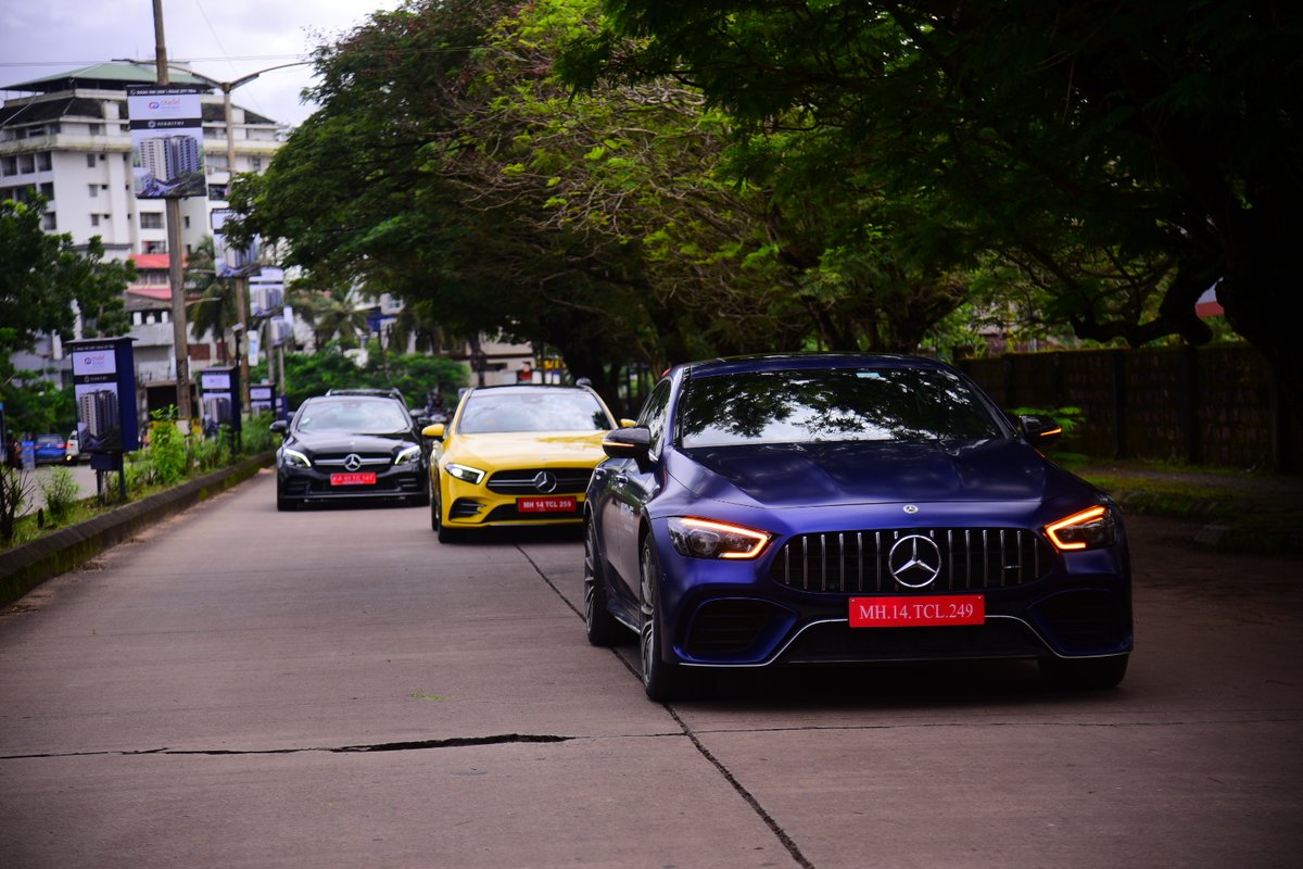 sundaram_motors's tweet photo. Beasts unleashed on the roads of Mangalore marking their territories with AMG’s supreme dominance with style and elegance as they drive through at the AMG Drive. 🔥#ExperienceSpeed
#20yearsofStardoM #MercedesBenz #MercedesBenzIndia @sundaram_motors @mercedesamg https://t.co/AdBea77klf