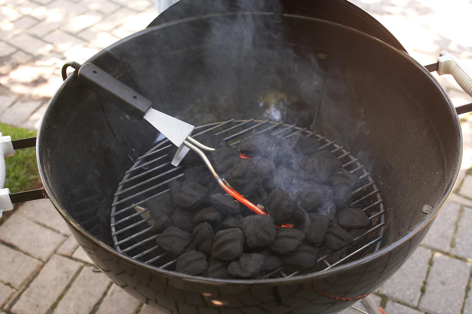 ホーム・アローンのケヴィンが使う道具は何？！BBQ用の炭を加熱する家電！！
