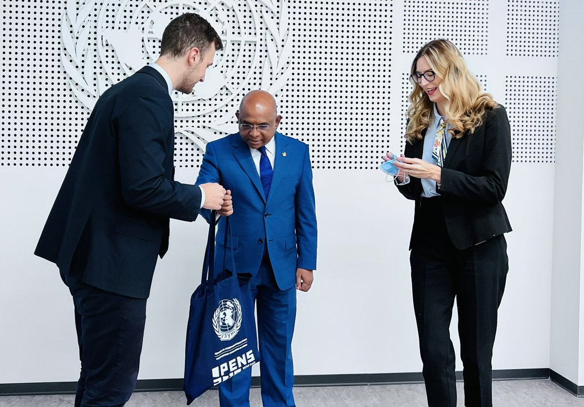abdulla_shahid's tweet photo. I could spend an entire day talking to Dunja, Olivera, Elena, Zvezdana, Stanislav &amp; Jovana. They have a lot to teach about #climateaction &amp; #youth engagement.

As president of the #UNGA76, I am here to listen to them, to learn from them, &amp; to amplify their voices.

#PGAinSerbia https://t.co/9qS7vE95wH