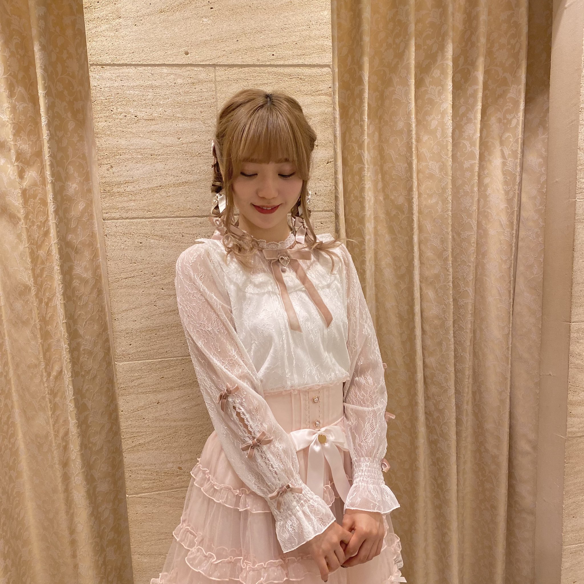 【美品✨】LIZ LISA フリル　レース　ポンポン　リボン　プルオーバー　姫系 LIZ LISA OFFICIAL | . Recommend