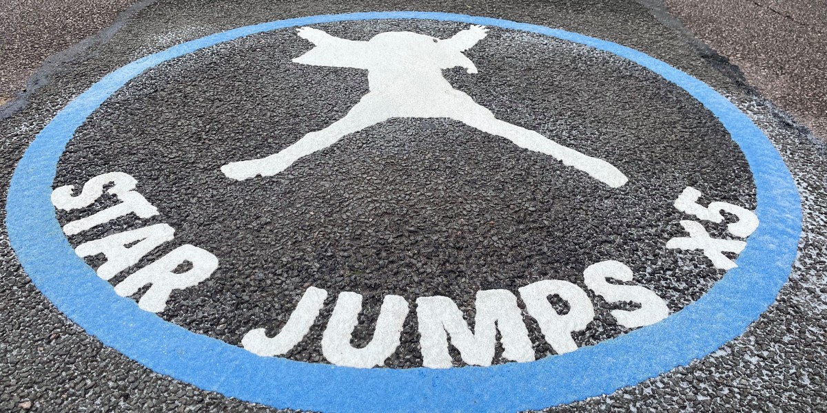 Cherwellcouncil's tweet image. Residents in Kidlington, Bicester and Banbury are discovering a range of fun, interactive pavement markings, forming part of a series of new health walks in Cherwell’s urban areas.

Read more about the projects, including how they're being funded&amp;gt;  cherwell.gov.uk/news/article/9…