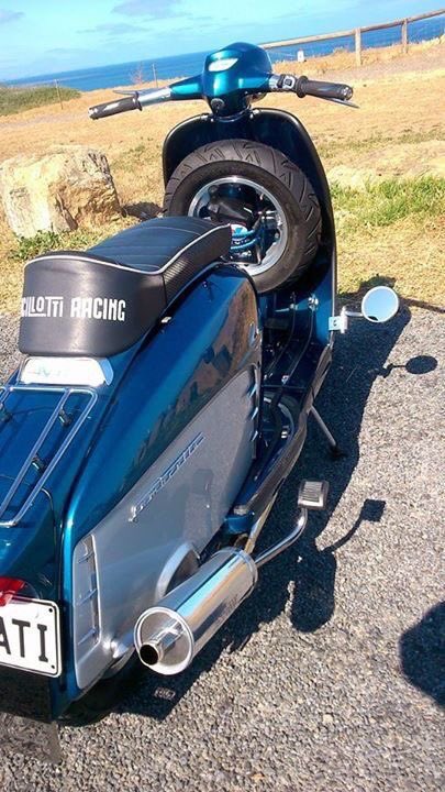 Vespa&Lambretta pics (@vespapics) on Twitter photo 