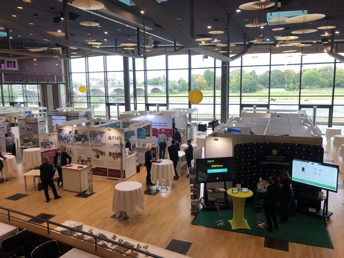 FraunhoferFEP's tweet photo. Heute wurde die #V2021 #Vakuum & #Plasma in Dresden eröffnet. Treffen Sie unsere Kollegen und Experten am Fraunhofer FEP Stand Nr. 11! https://t.co/eVqFP4G13q #EFDS #Congress #Fraunhofer https://t.co/Xb4xd8G1RD