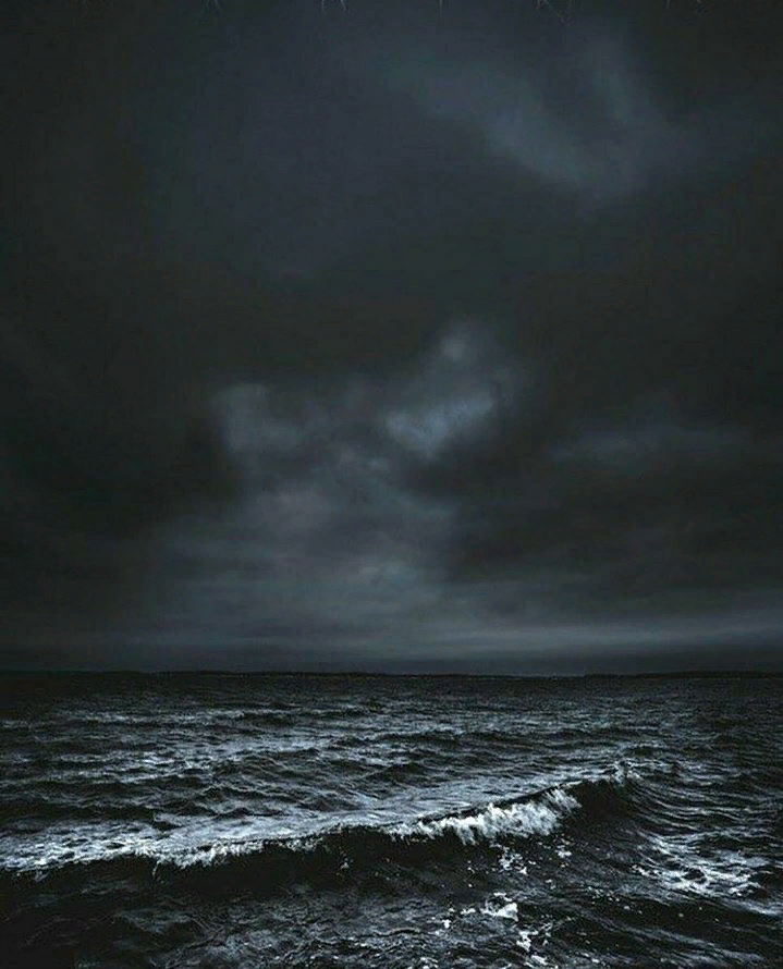 Şöyle kasvetli havaların aşığıyım