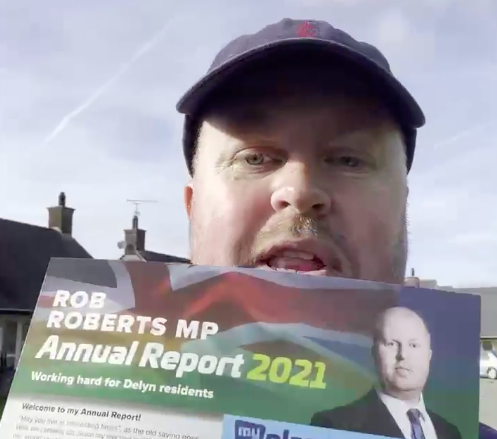 DelynWep's tweet photo. Rob Roberts: "I'm delivering my annual report which explains all the things I've been doing in the constituency over the past 13 months".

...does it explain what you were doing in the six weeks you were suspended from the Commons for sexually harassing a member of staff? 🤔 https://t.co/fETP33xXpb