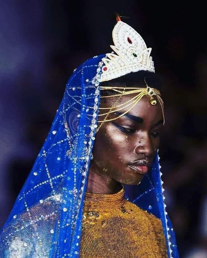 macumbalizou_'s tweet photo. “Era uma vez um país racista, que tinha como padroeira uma santa negra 👩🏿✨💙”

Salve Nossa Senhora Aparecida! 🙏🏻 https://t.co/zjvs5ZyFqE