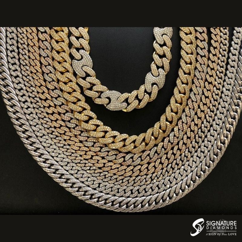 SignatureDiamon's tweet image. Here’s your mid-week style inspo: 💎Layer up icy cuban links💎

#DiamondChain #IcedOutChain #RapFashion #DiamondJewelry #CubanJewelry #CubanChain #CubanLinks #CubanLink #DiamondCuban #LuxuryJewelry #HipHopFashion #luxury #SignatureDiamonds #Knoxville #Tennessee