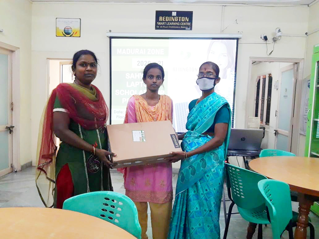 #09October  #Madurai   Zone - #RedingtonFoundation 100% Sahyog Laptop Scholarship support to the Underprivileged fatherless student.