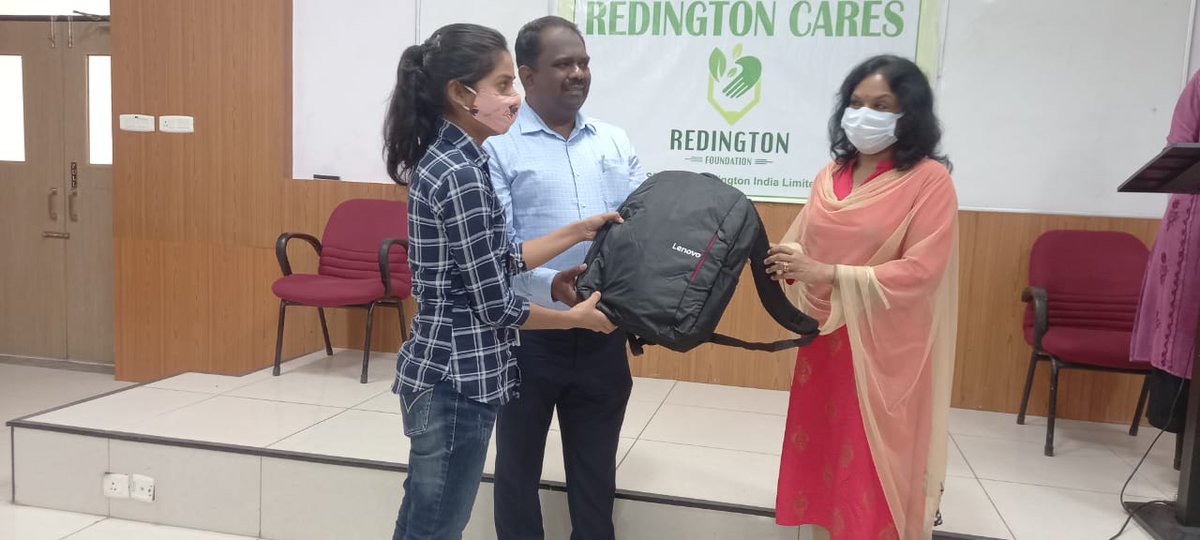 #12October  #Madurai  Zone - #RedingtonFoundation Sahyog Laptop Scholarship support to the deserving students of SSN College.50 Rural students of Tamilnadu and UP are benefitted through this Laptop Scholarship Programme 21 - 22.