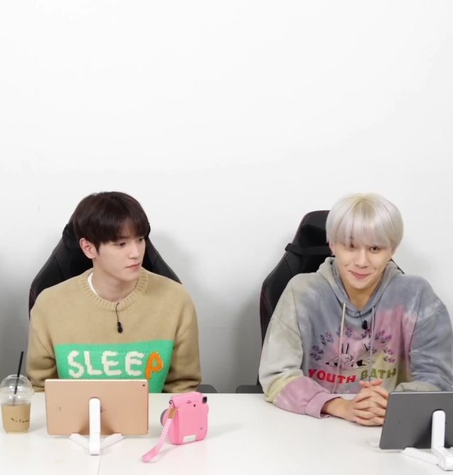 รู้ว่าเขินน้องแทยง แต่เก็บอาการหน่อยย5555555555