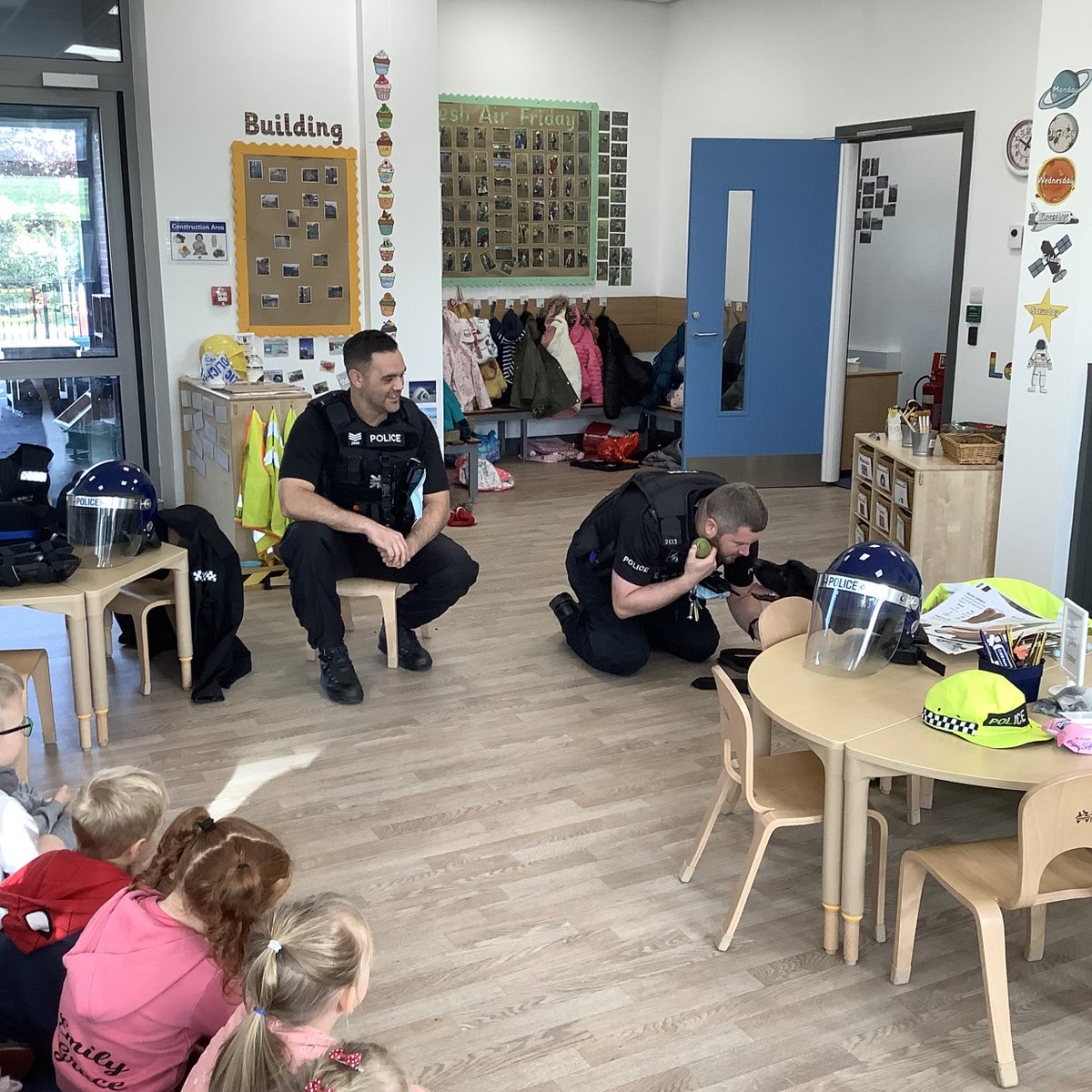 westcornforthps's tweet image. Our Reception Class had a visit from PC Bates, Sgt Patel &amp;amp; PD Bently. PD Bently demonstrated how clever he is at sniffing out cash. PCSO Melissa Edgar also brought some Police uniform for us to try on. We had a lovely morning. @DurhamPolice @DurhamPoliceK9