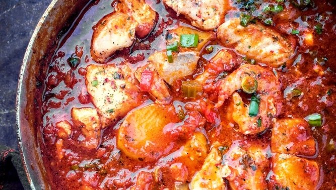 Did you know today (October 12th) is National Gumbo Day? And we're not complaining, because honestly who wouldn't kill for a hot bowl of this right now? 😍

Let's celebrate (and drool) together, over the official U.S state dish of Lousiana 🥘

#nodishrespect #nationalgumboday